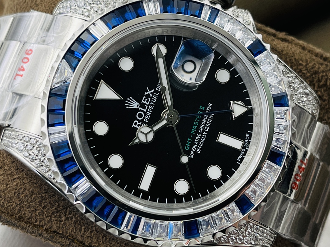 Rolex GMT-Master II Diamond-Set 40 mm Watch – IW-0166 - Image 4