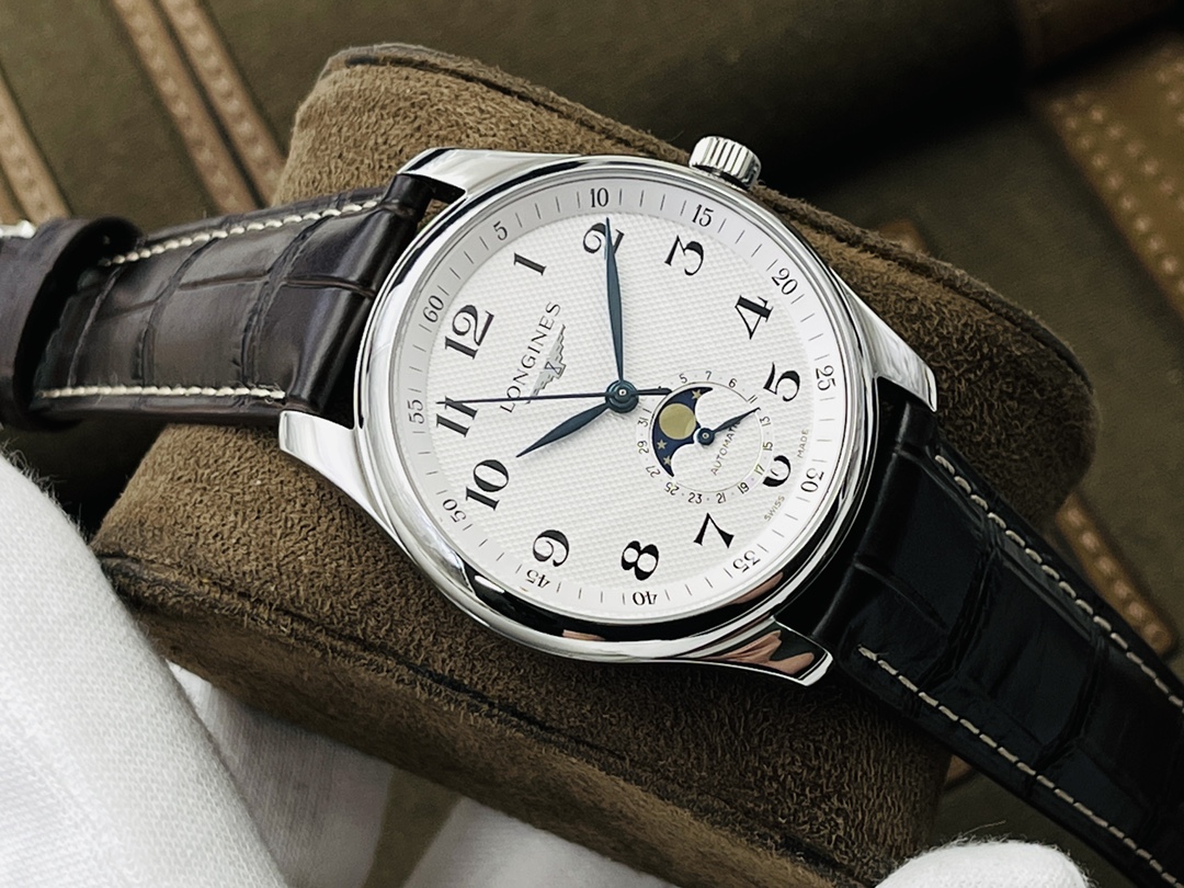Classic Moonphase 40 mm Watch – IW-0763 - Image 2
