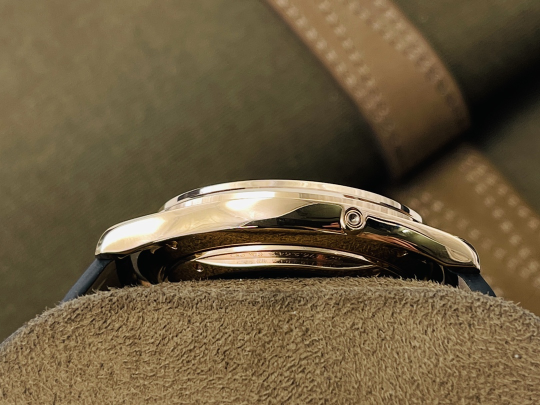 Jaeger-LeCoultre Master Control Moonphase 39 mm Watch – IW-0507 - Image 6
