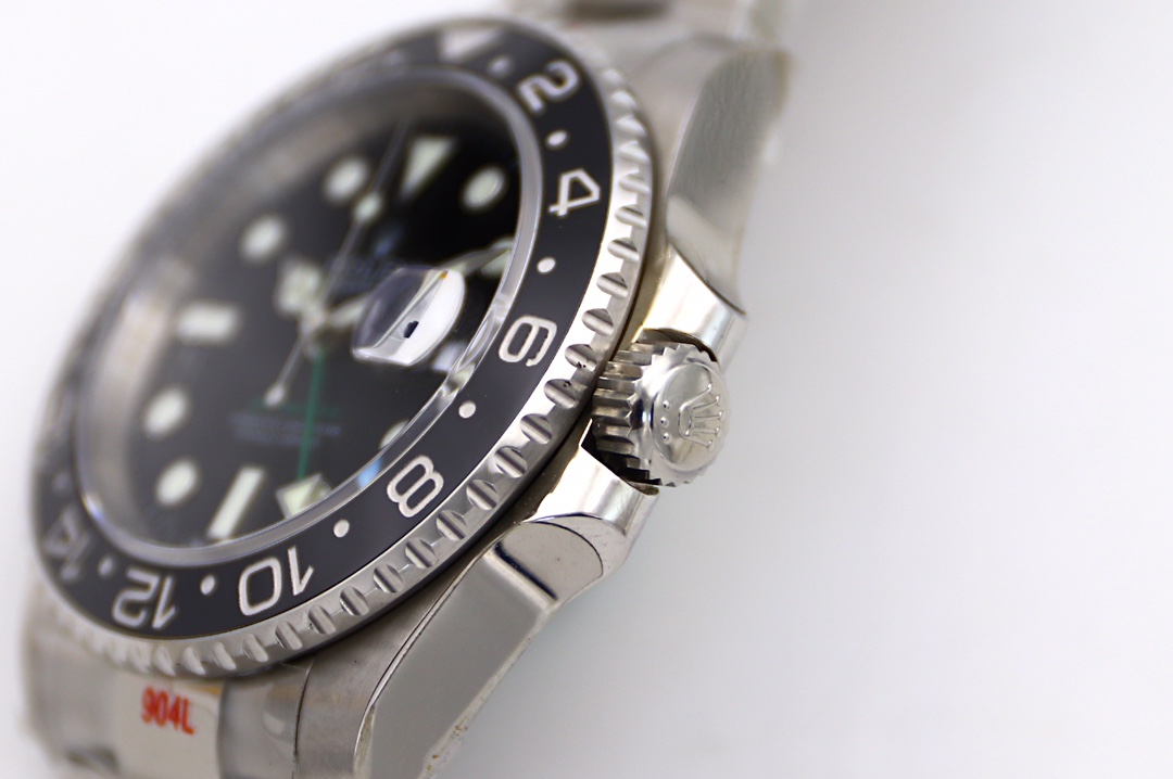 Rolex GMT-Master II Red and Blue Bezel Watch – IW-0183 - Image 4