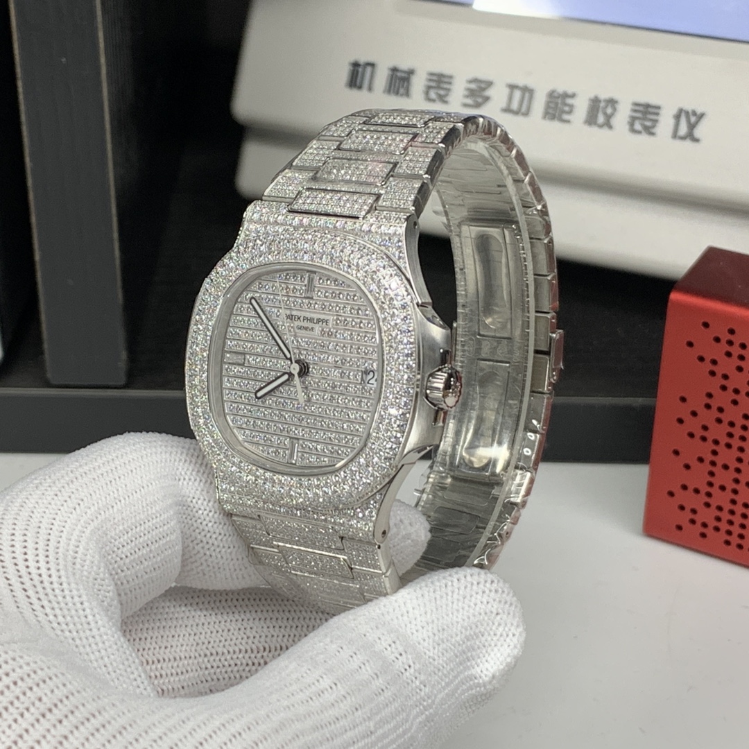 Patek Philippe Nautilus Diamond-Set 40 mm Watch – IW-2516 - Image 3