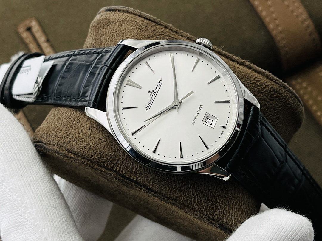 Jaeger-LeCoultre Master Control 40 mm Watch – IW-0506 - Image 2
