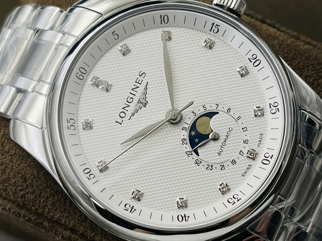 Classic Moonphase 40 mm Watch – IW-0762 - Image 4