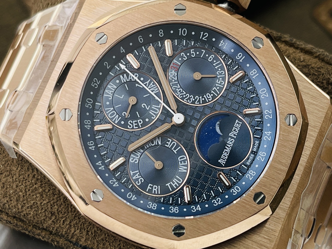 Royal Oak Moonphase 41 mm Watch – IW-2184 - Image 4