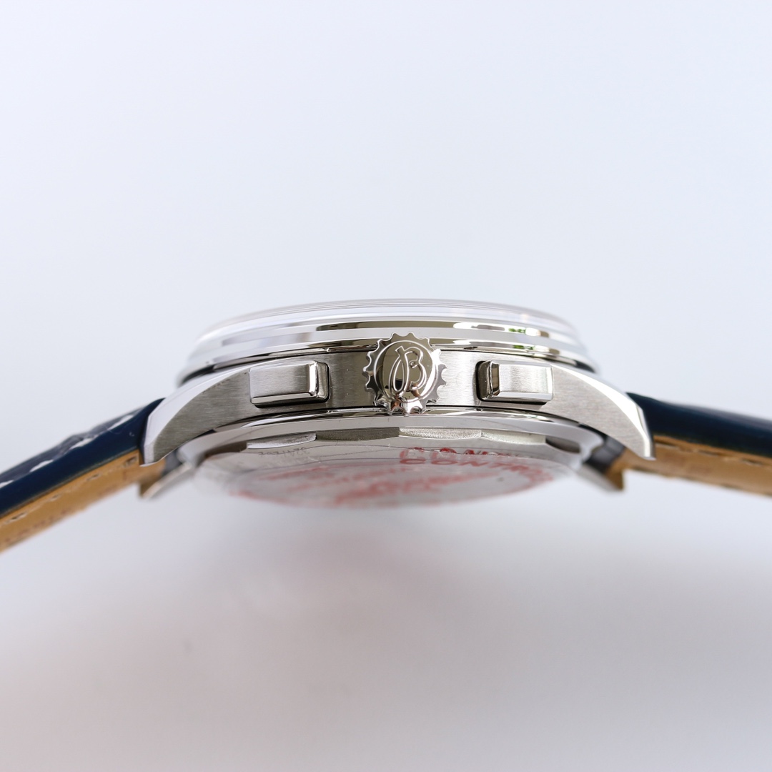 Breitling Classic Chronograph 42 mm Watch – IW-0691 - Image 6