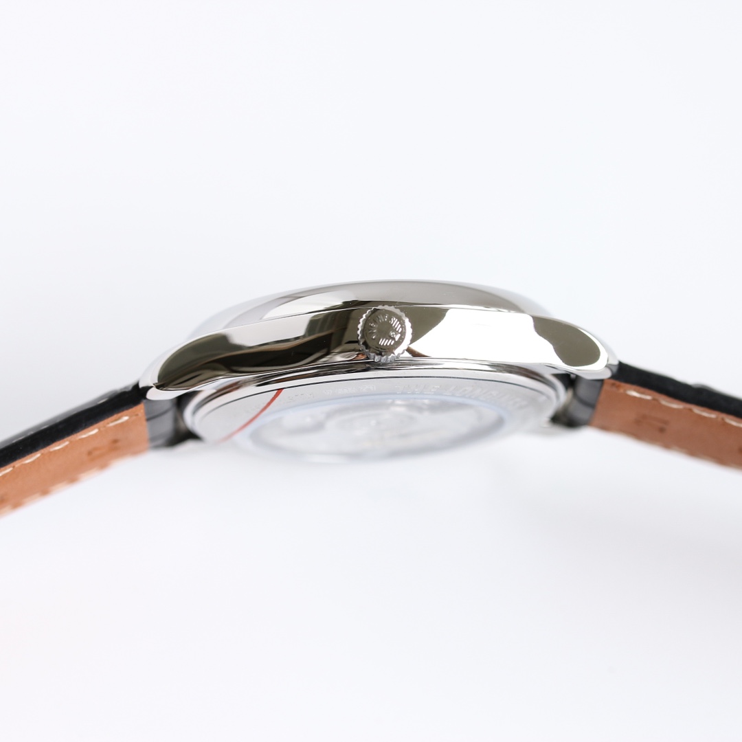 Longines Classic Moonphase 40 mm Watch – IW-0788 - Image 6