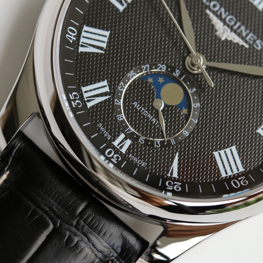 Longines Classic Moonphase 40 mm Watch – IW-0788 - Image 5