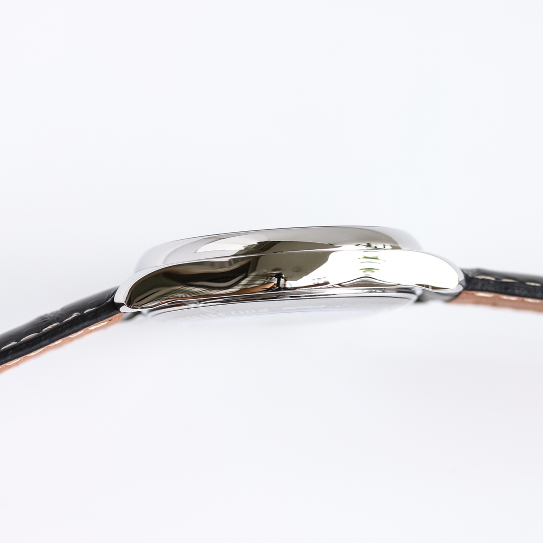 Longines Classic Moonphase 40 mm Watch – IW-0788 - Image 7