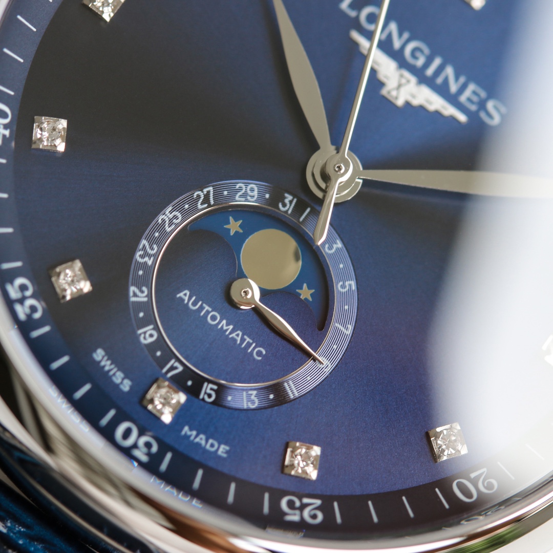 Longines Classic Moonphase 40 mm Watch – IW-0787 - Image 5