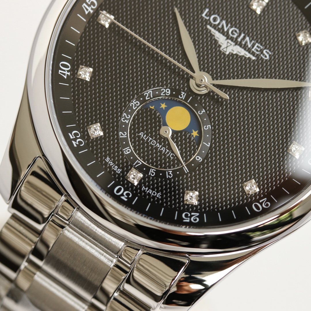 Longines Classic Moonphase 40 mm Watch – IW-0785 - Image 5