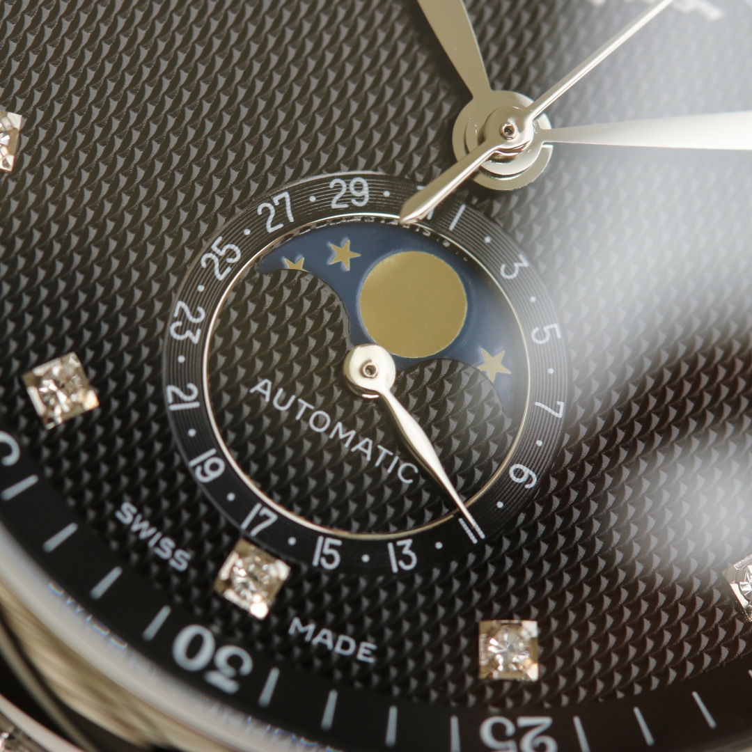 Longines Classic Moonphase 40 mm Watch – IW-0785 - Image 6