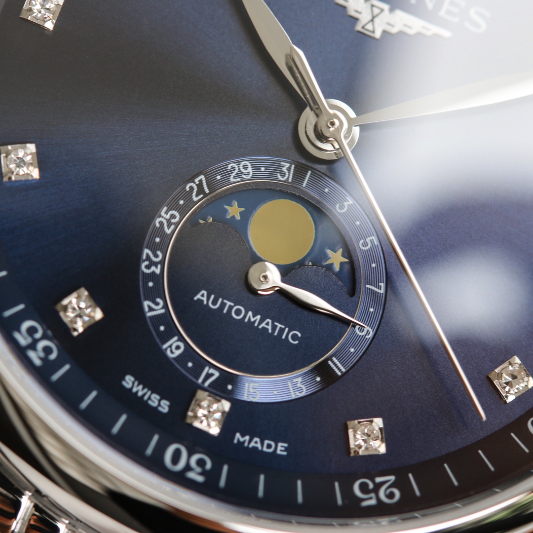 Longines Classic Moonphase 40 mm Watch – IW-0786 - Image 5
