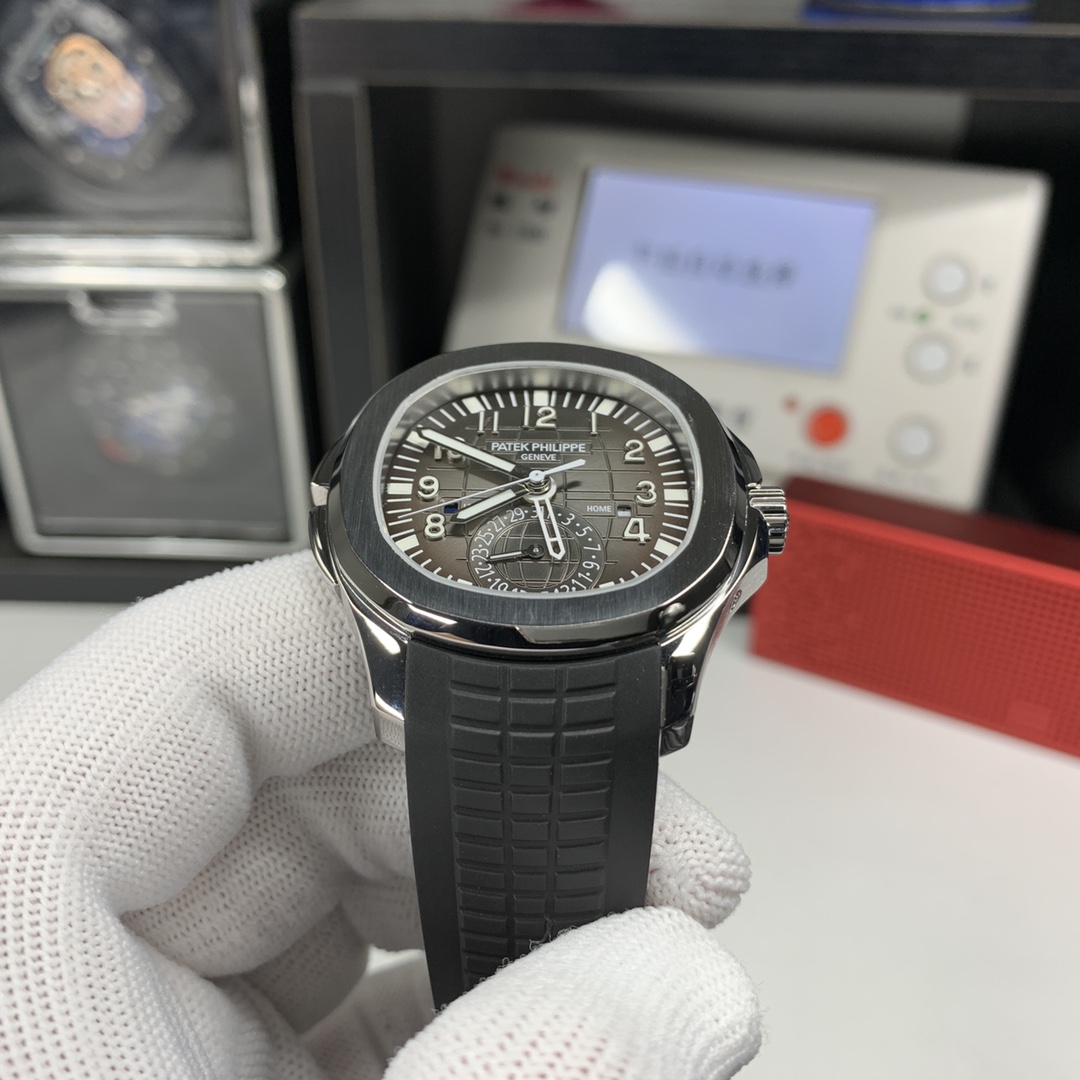 Patek Philippe Explorer 40.8 mm Watch – IW-2464 - Image 4