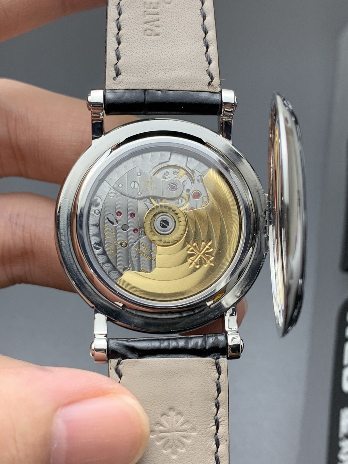 Classic Watch – IW-2590 - Image 5