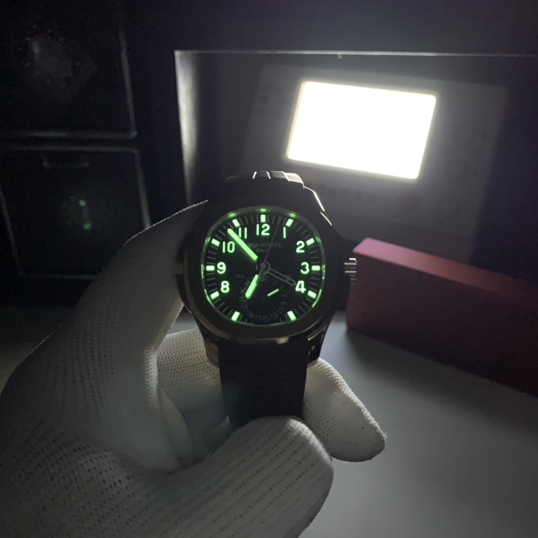 Patek Philippe Explorer 40.8 mm Watch – IW-2502 - Image 9