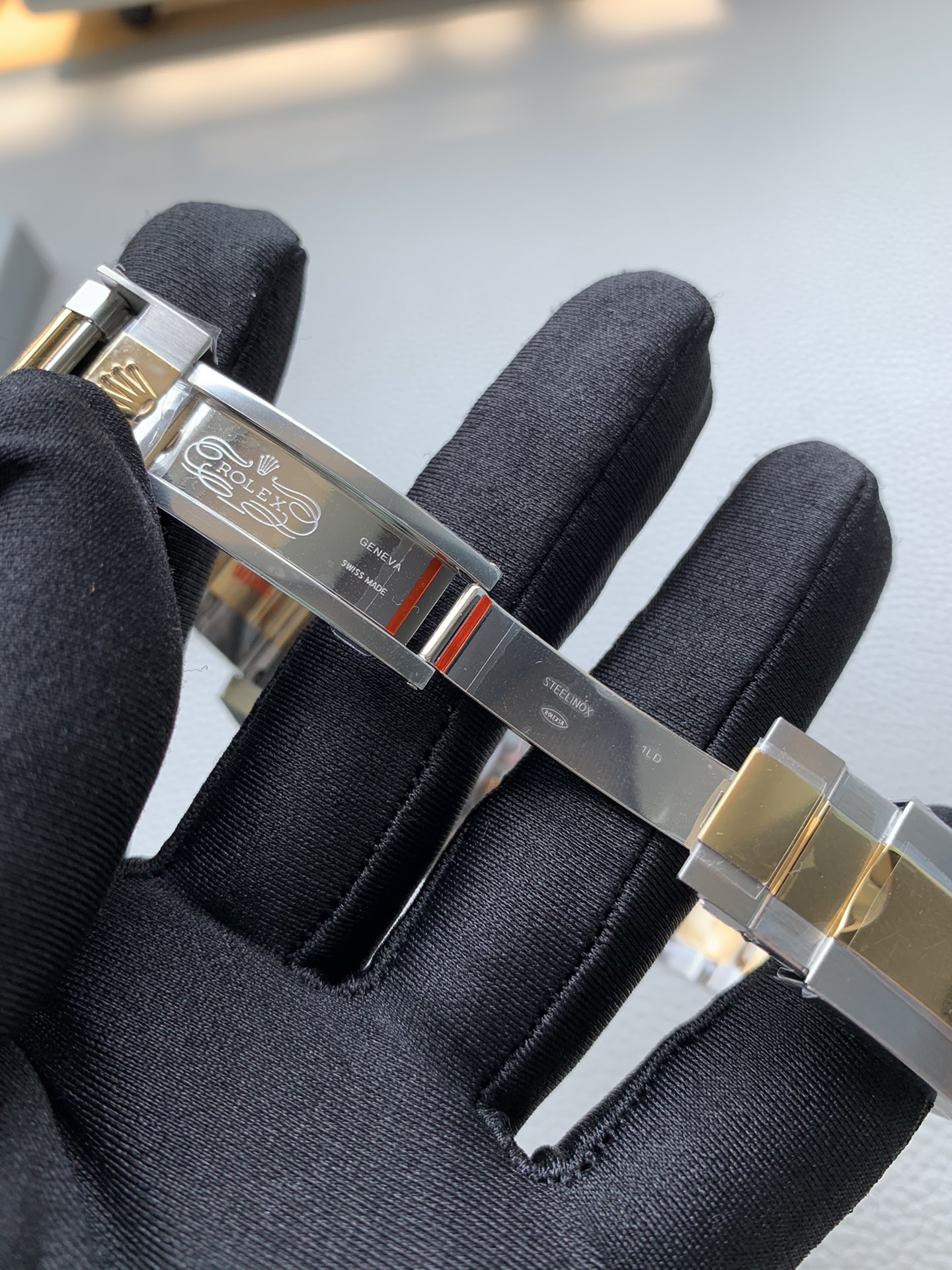 Black Submariner Watch – IW-3022 - Image 8