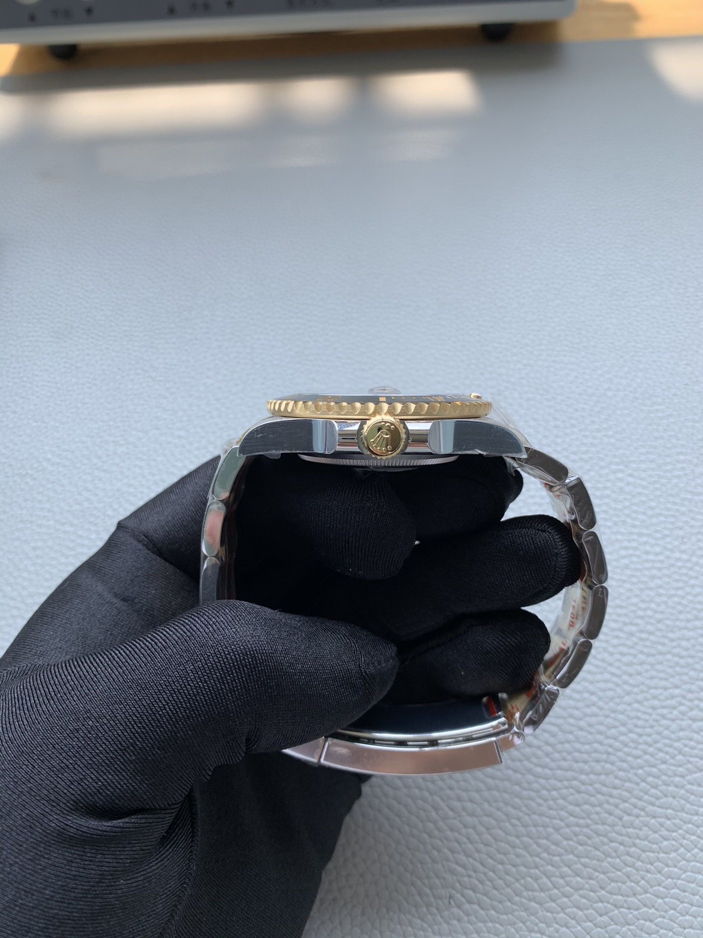 Black Submariner Watch – IW-3022 - Image 5
