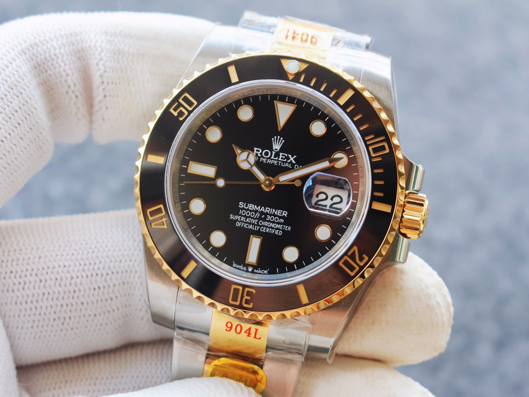 Rolex Submariner Luminous 40 mm Watch – IW-0293 - Image 3