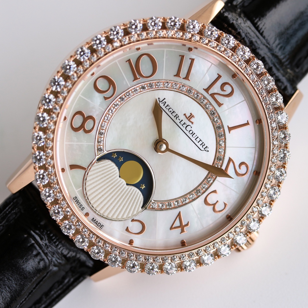 Jaeger-LeCoultre Classic Moonphase 34 mm Watch – IW-0554 - Image 6