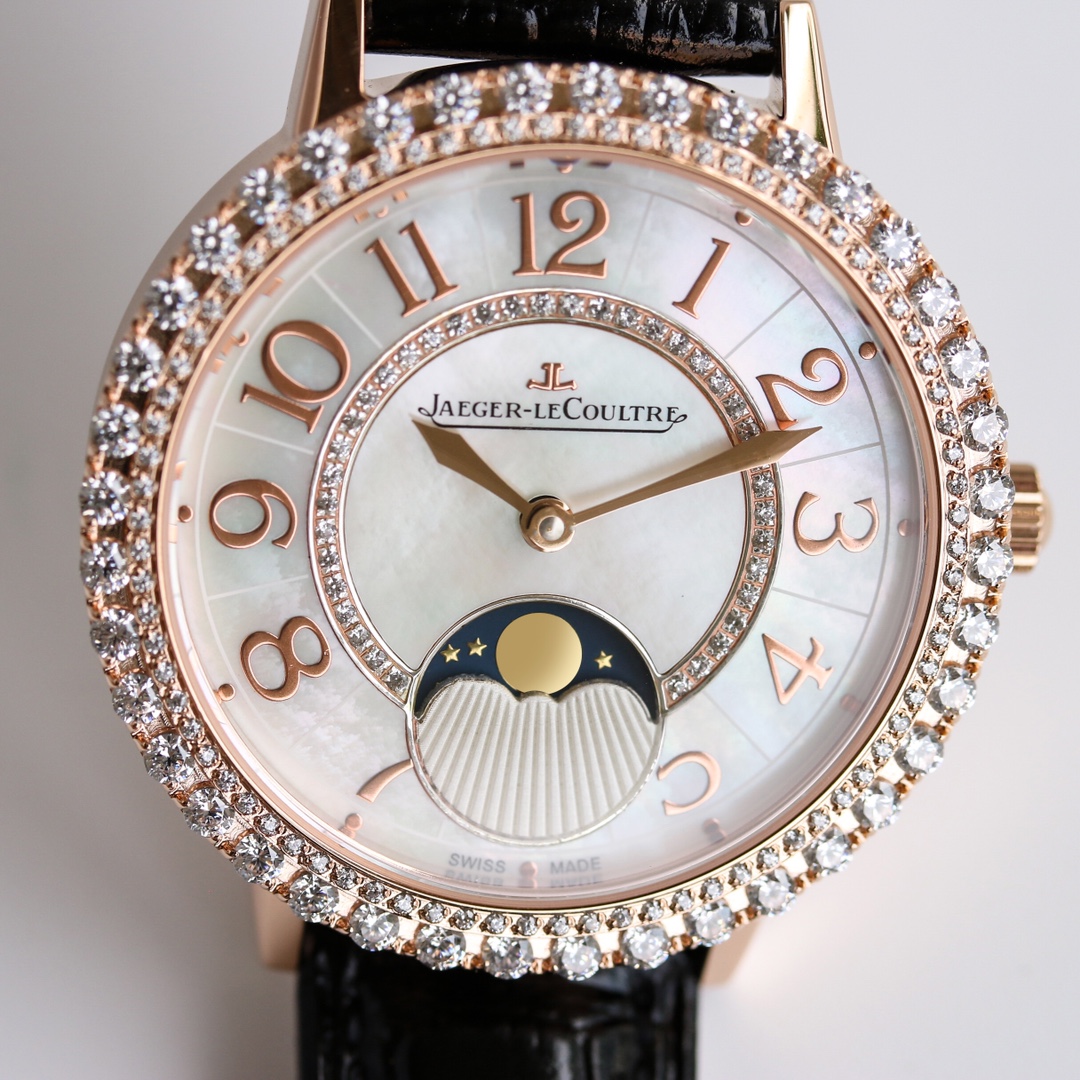 Jaeger-LeCoultre Classic Moonphase 34 mm Watch – IW-0554 - Image 3