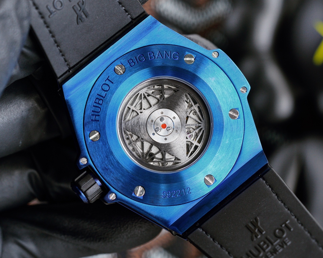 Hublot Classic Diamond-Set 45 mm Watch – IW-0394 - Image 6