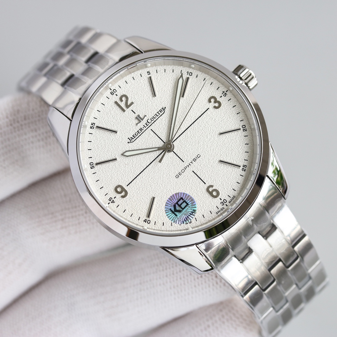 Jaeger-LeCoultre Classic Luminous 41.6 mm Watch – IW-0560