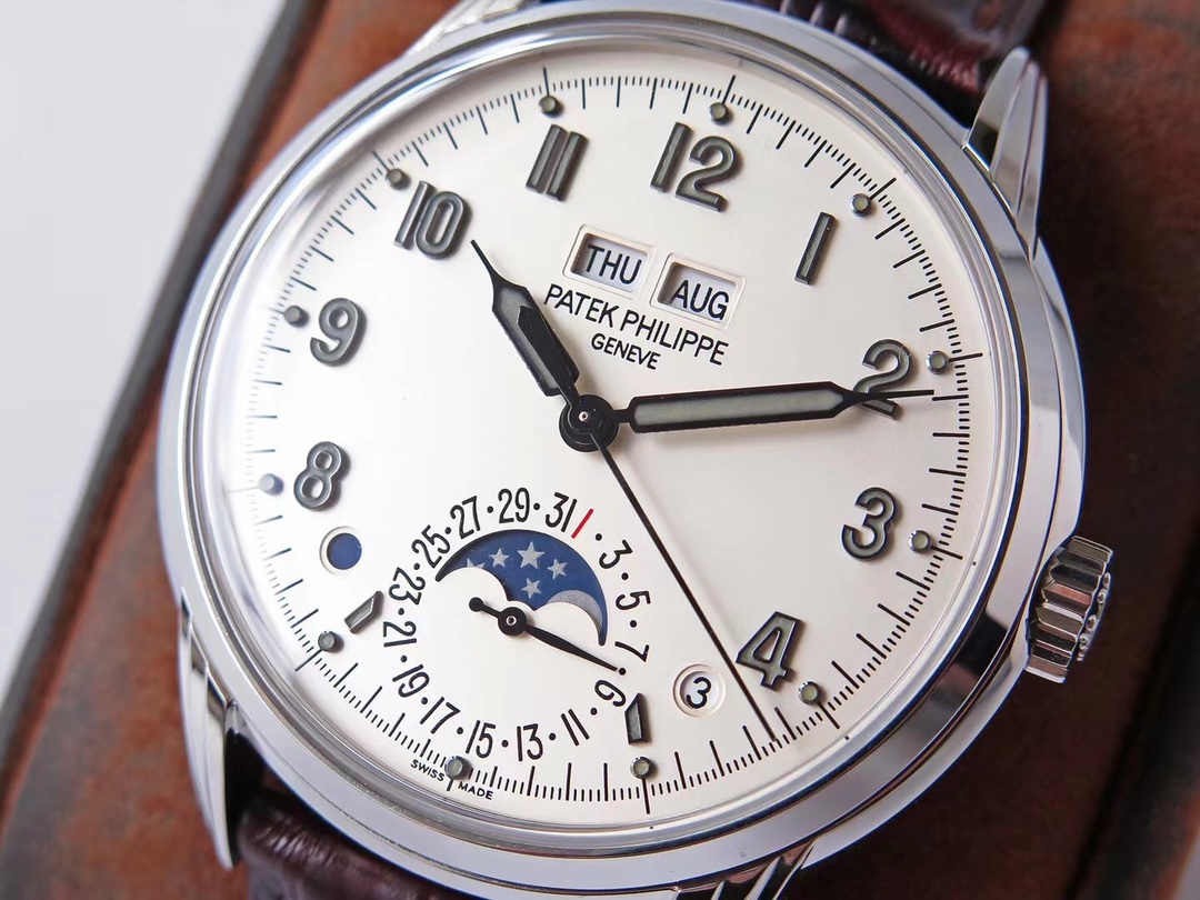 Patek Philippe Classic Moonphase 40 mm Watch – IW-2737 - Image 3