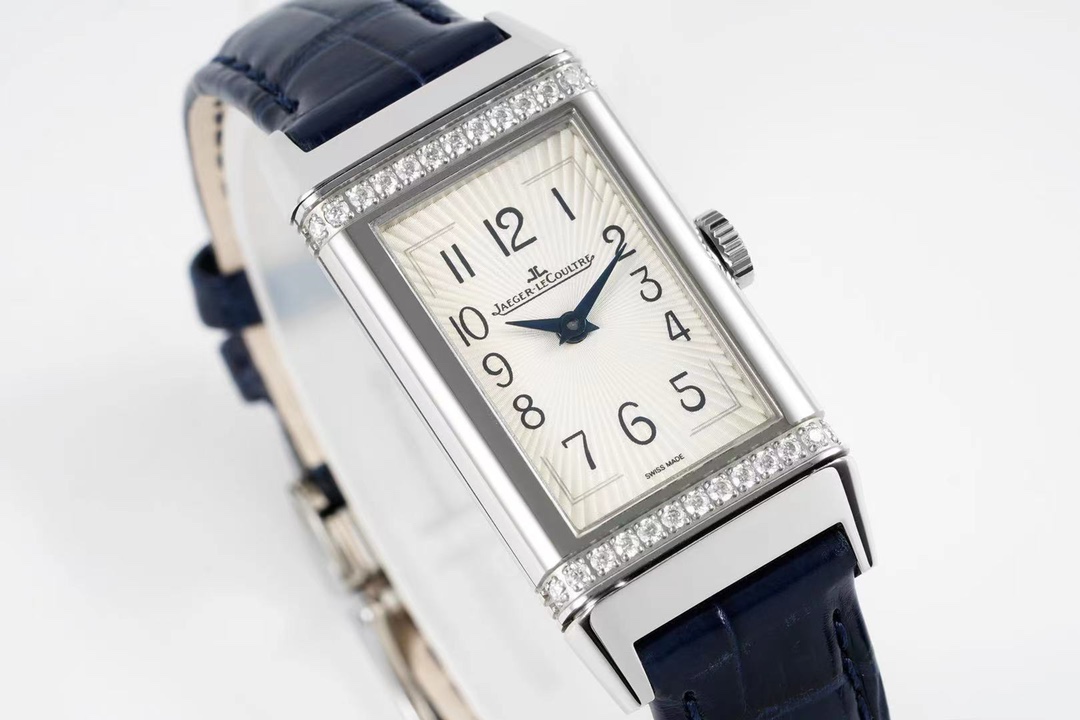 Jaeger-LeCoultre Classic Watch – IW-0545