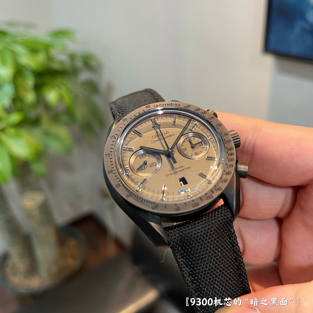 Omega Speedmaster Black Dial Chronograph Watch – IW-1555 - Image 7