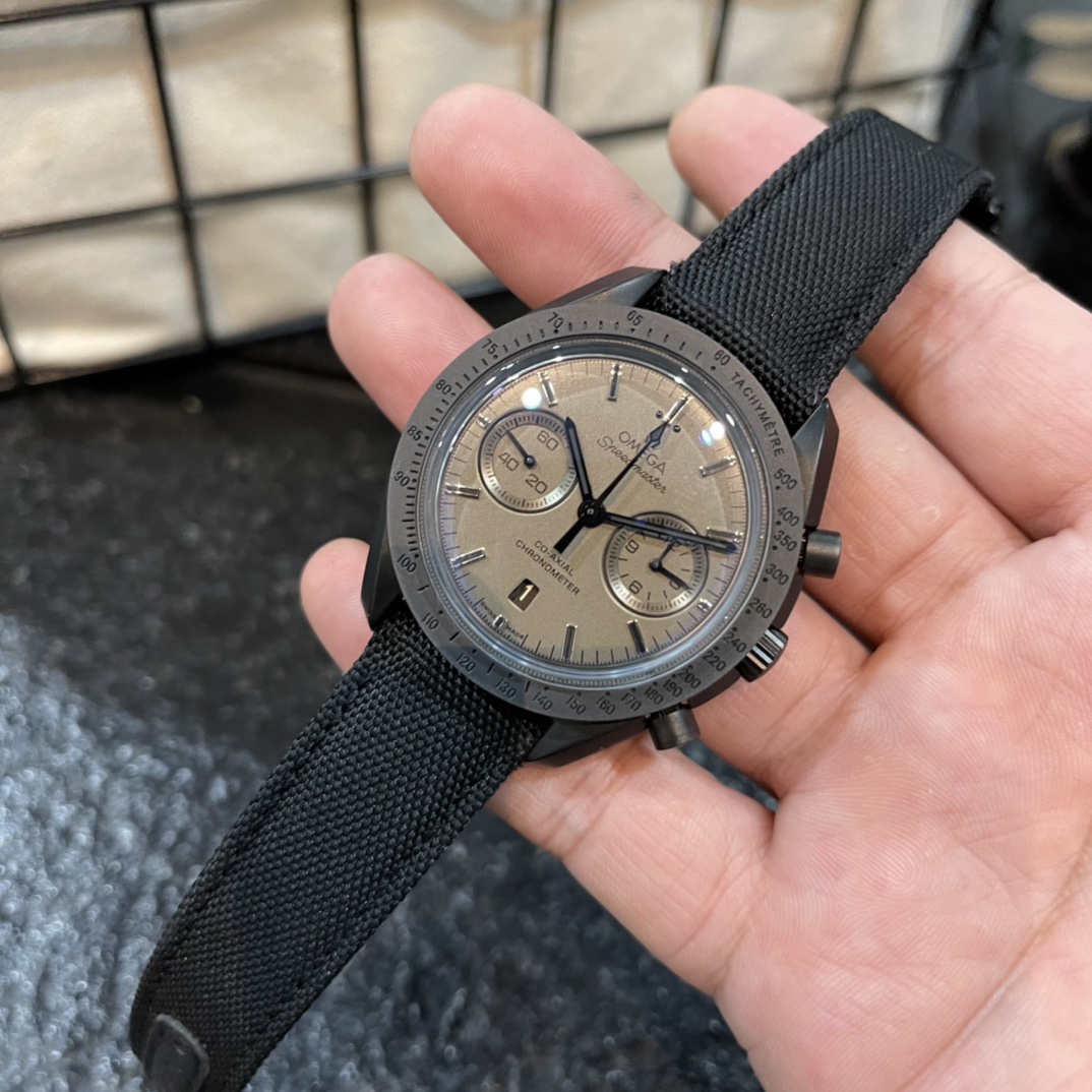 Omega Speedmaster Black Dial Chronograph Watch – IW-1555 - Image 4