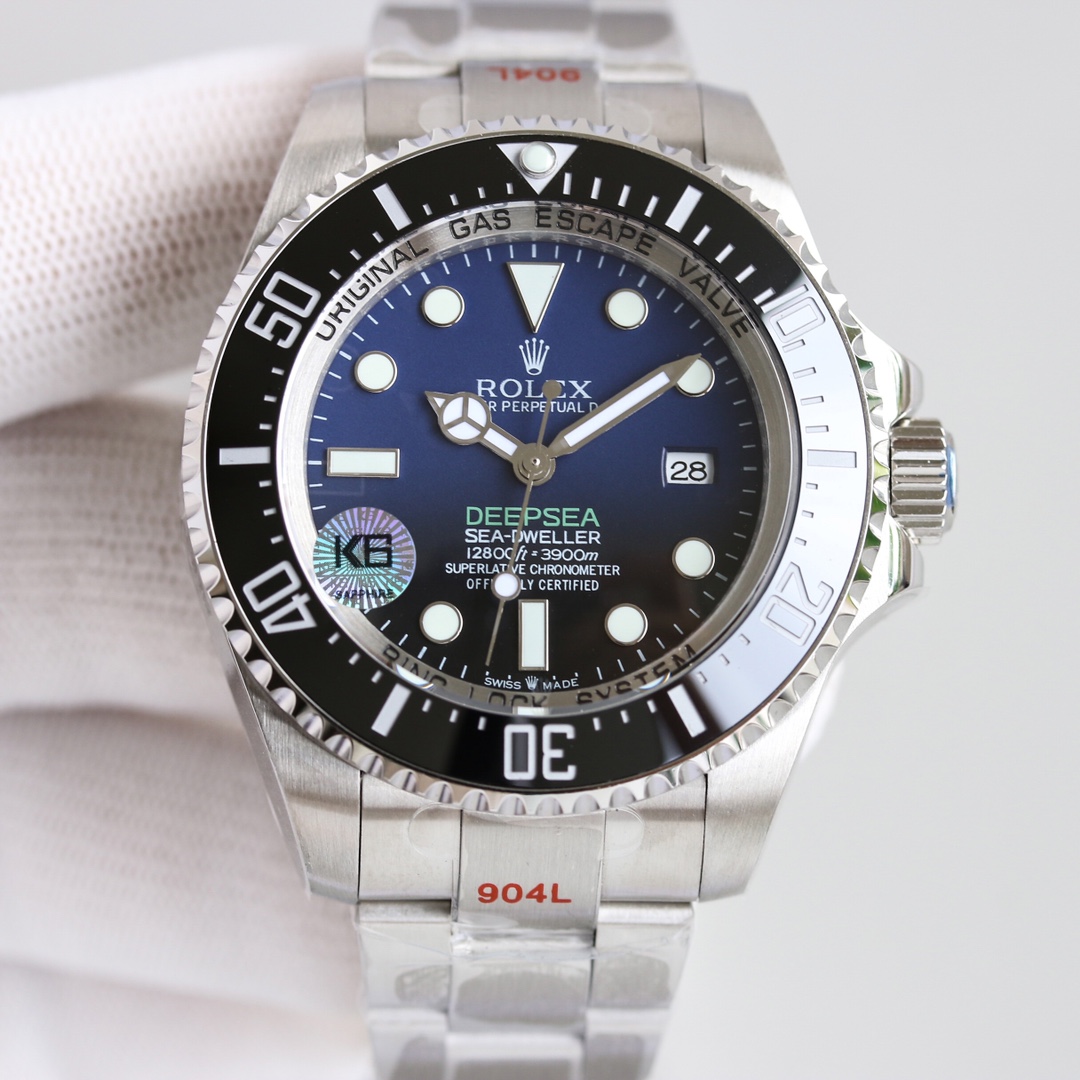 Rolex Sea-Dweller Luminous 44 mm Watch – IW-0276 - Image 2