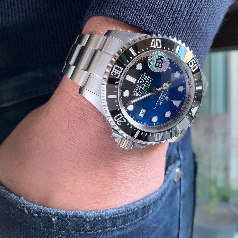 Rolex Sea-Dweller Luminous 44 mm Watch – IW-0276 - Image 3