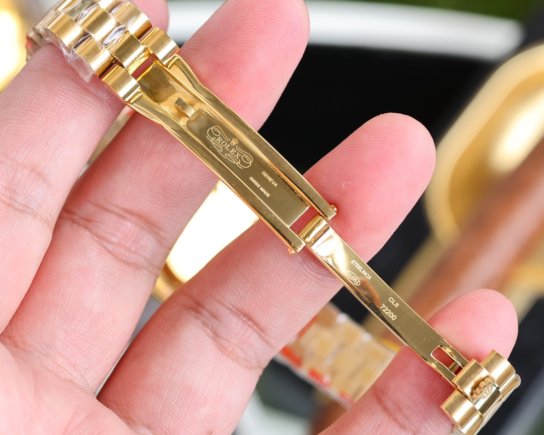 Rolex Datejust Diamond-Set 28 mm Watch – IW-0264 - Image 8