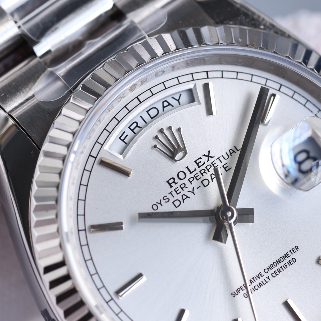 Rolex Day-Date Ice Blue Luminous 36 mm Watch – IW-0272 - Image 3