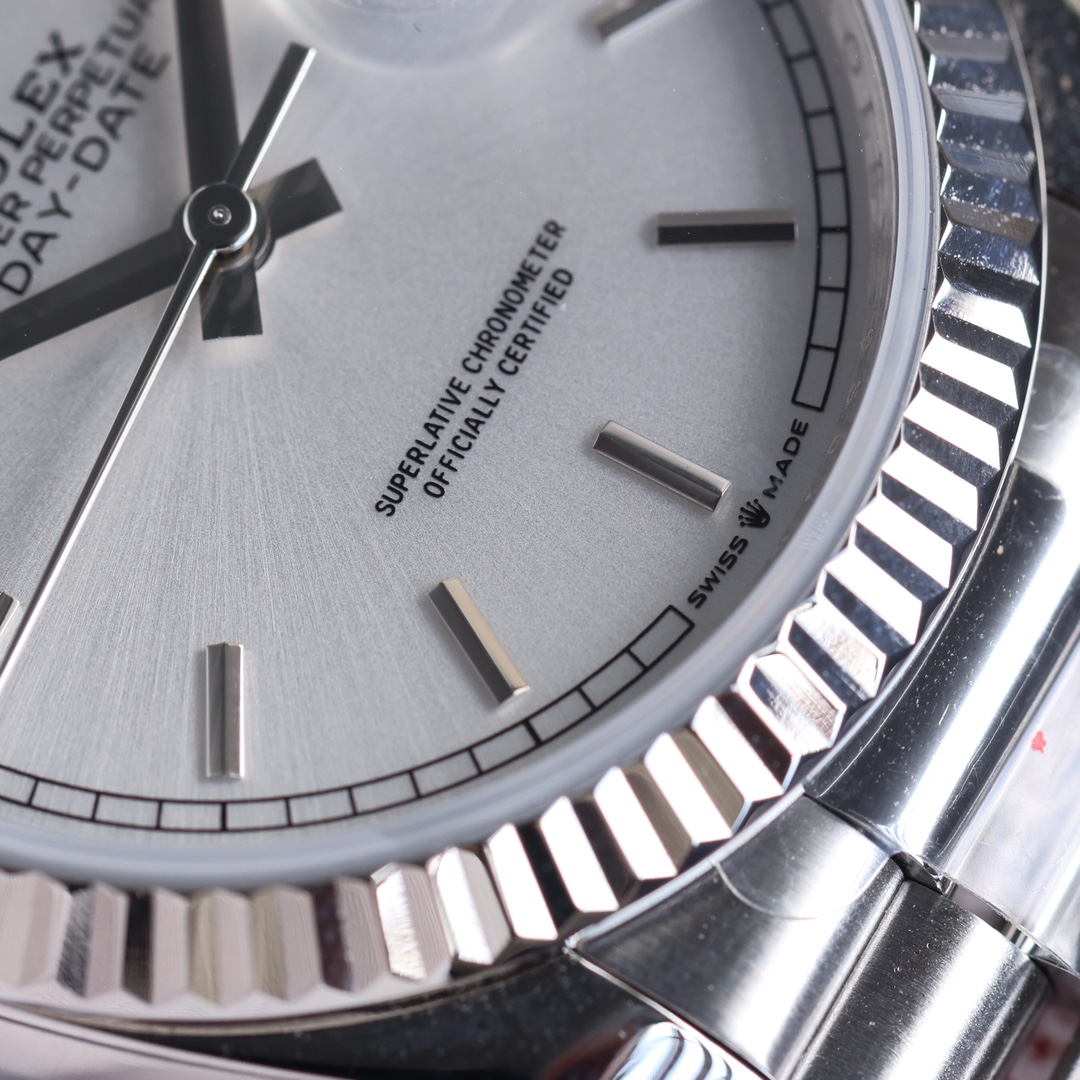 Rolex Day-Date Ice Blue Luminous 36 mm Watch – IW-0272 - Image 6