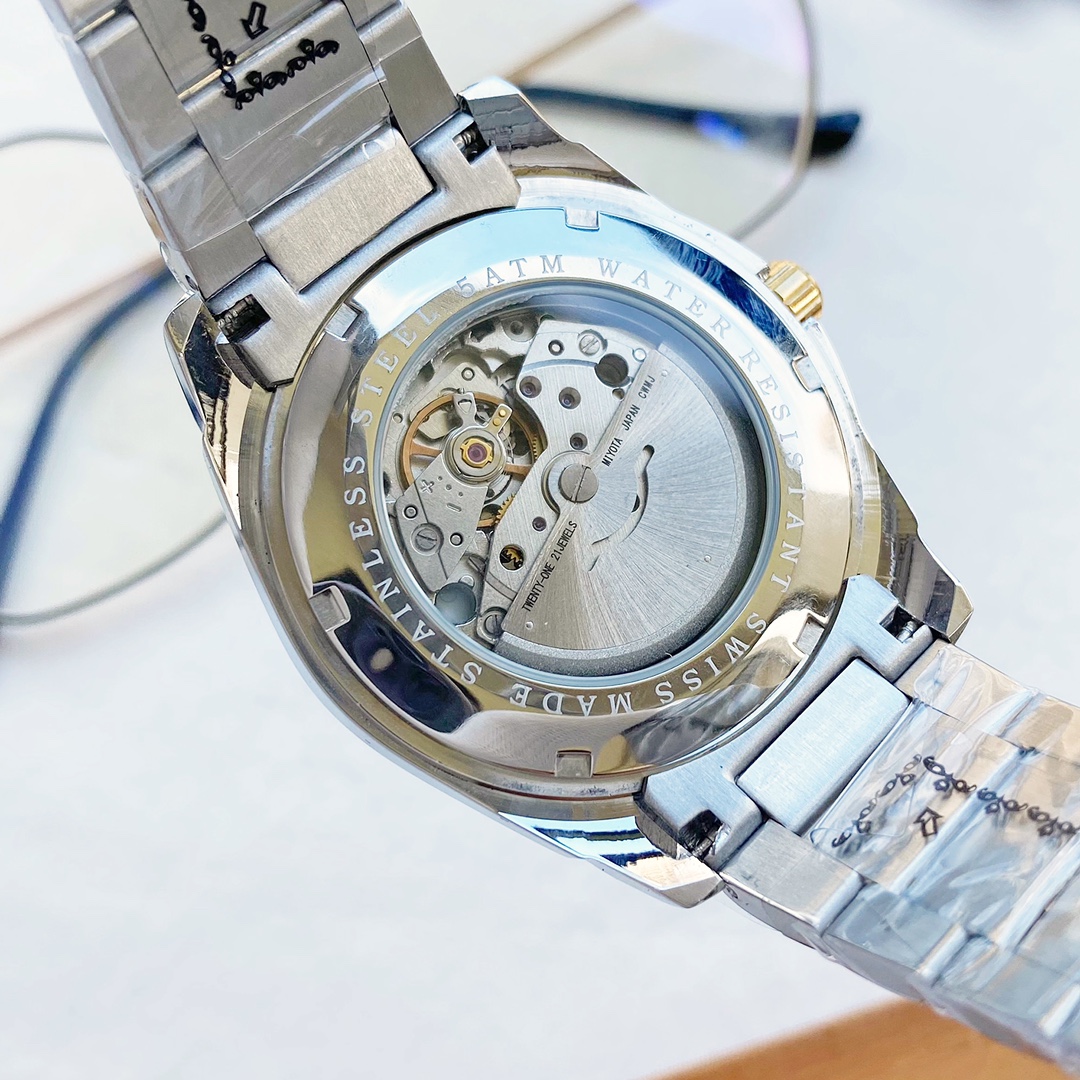 Vacheron Constantin Overseas Watch – IW-1151 - Image 8