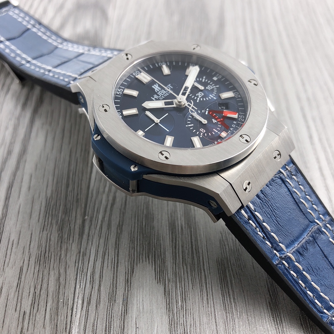Hublot Classic Chronograph 44 mm Watch – IW-0392 - Image 5