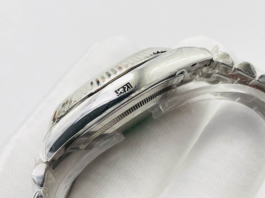 Rolex Datejust 41 mm Watch – IW-3209 - Image 6