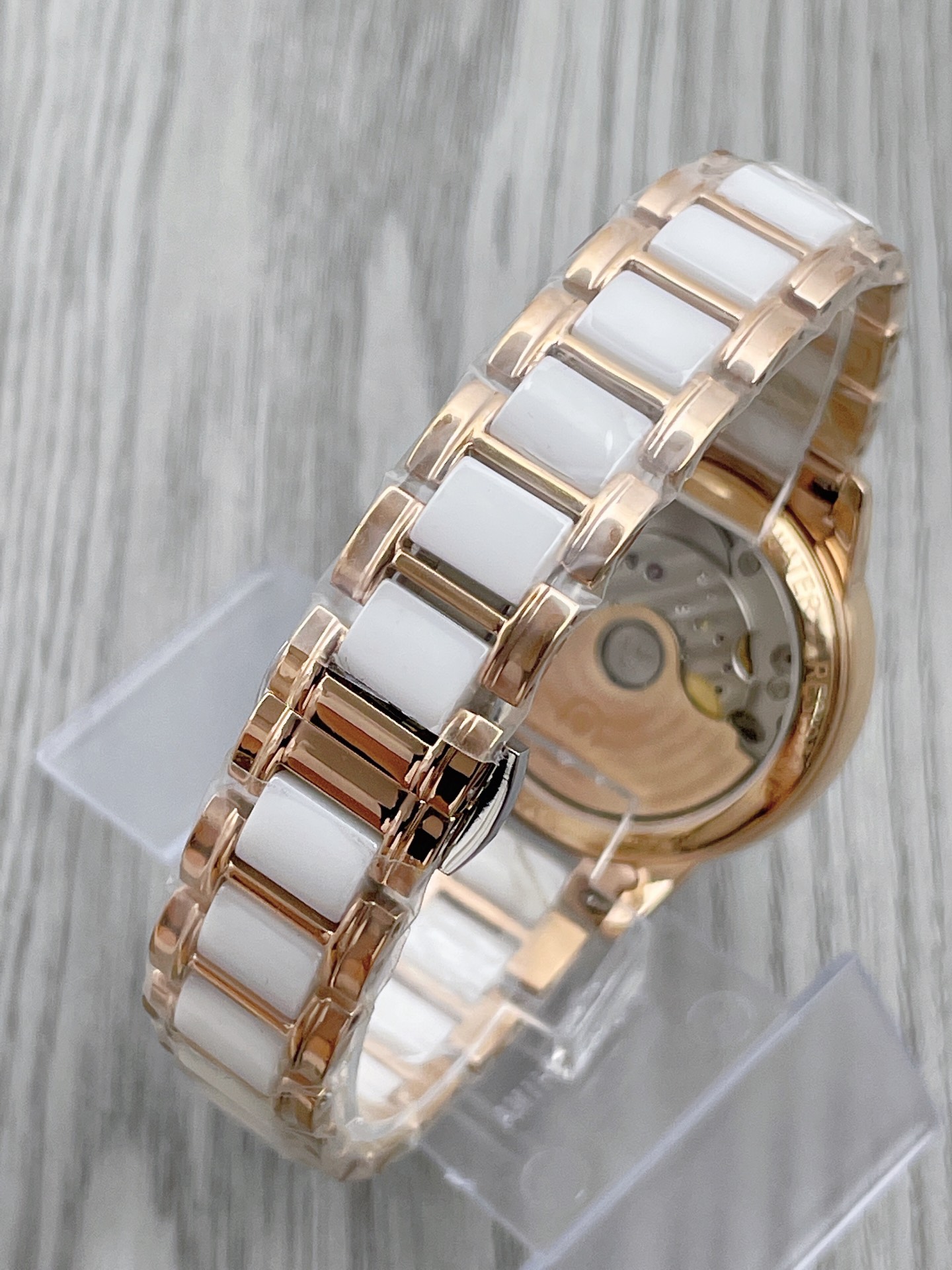 Omega Classic Moonphase 35 mm Watch – IW-1549 - Image 5