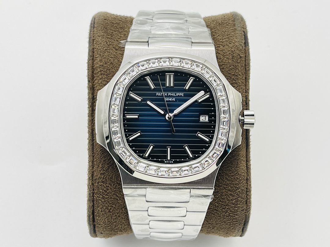 Patek Philippe Nautilus 40 mm Watch – IW-2610