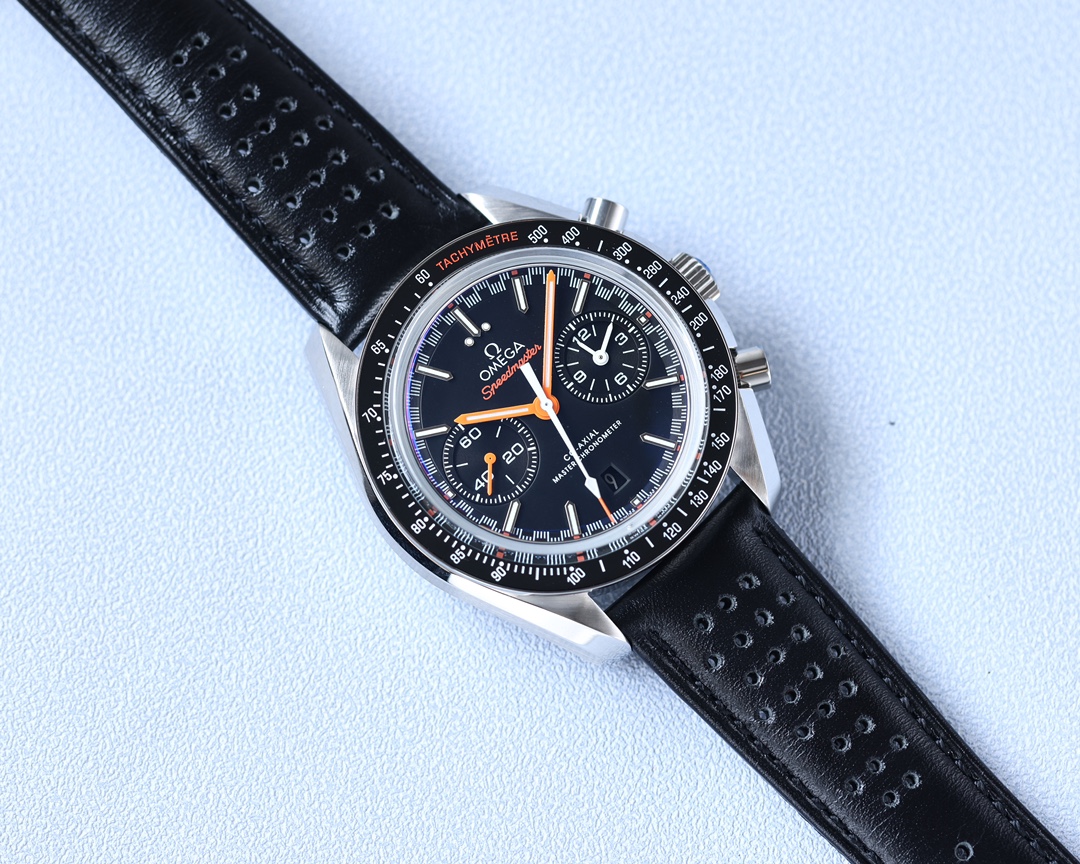 Omega Speedmaster Chronograph Watch – IW-1551 - Image 3