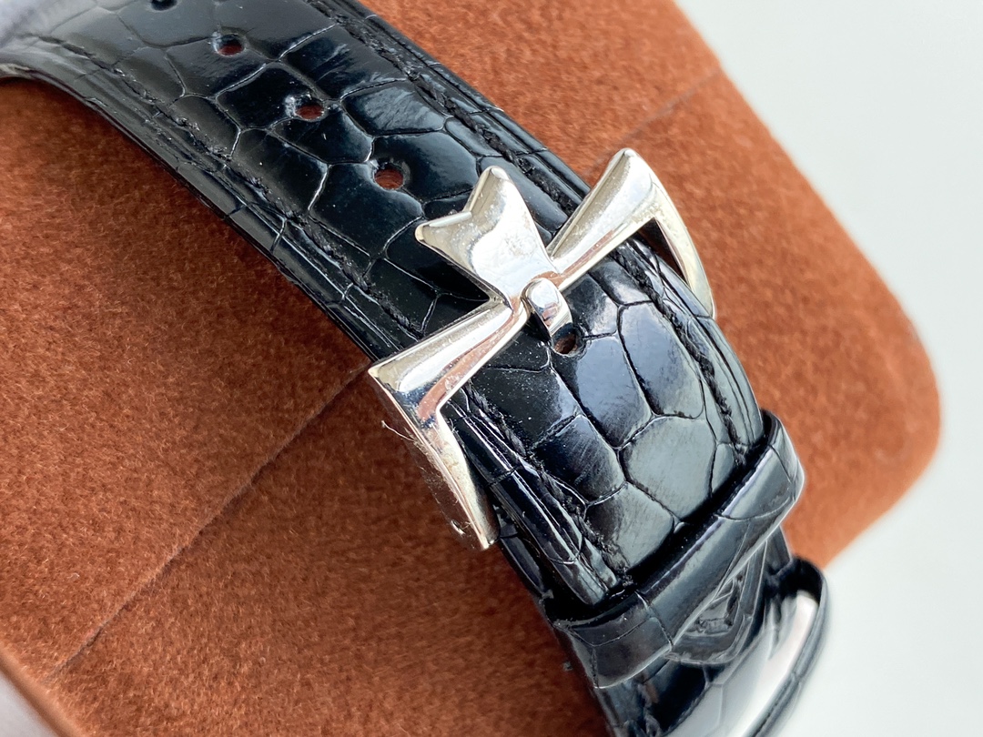 Vacheron Constantin Classic 42 mm Watch – IW-1145 - Image 8