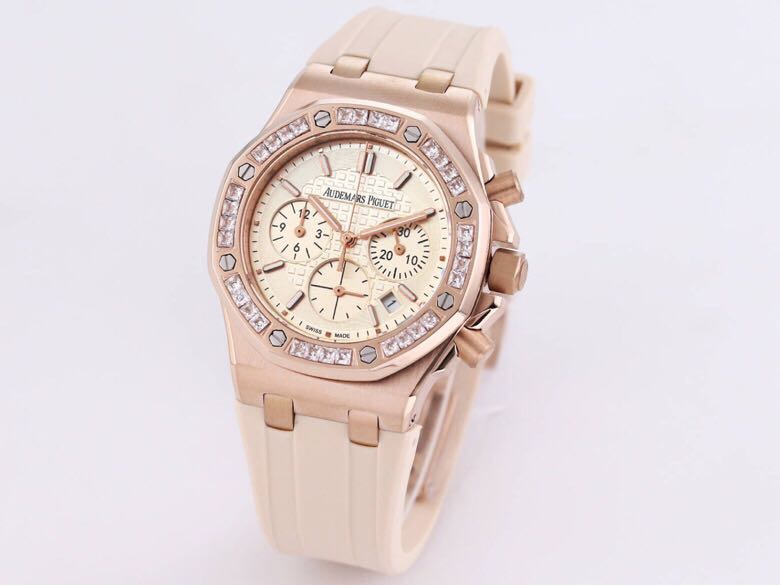 Audemars Piguet Royal Oak 37 mm Watch – IW-2263 - Image 2