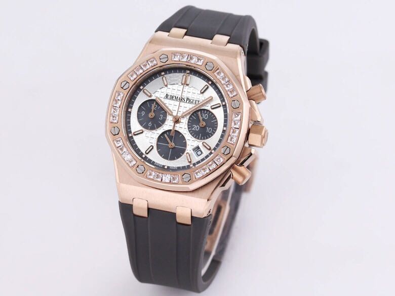 Audemars Piguet Royal Oak 37 mm Watch – IW-2263