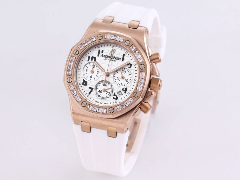 Audemars Piguet Royal Oak 37 mm Watch – IW-2263 - Image 5