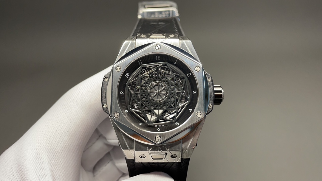 Hublot Classic Diamond-Set Watch – IW-0387 - Image 2