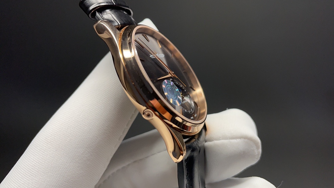 Jaeger-LeCoultre Classic Moonphase Watch – IW-0549 - Image 4
