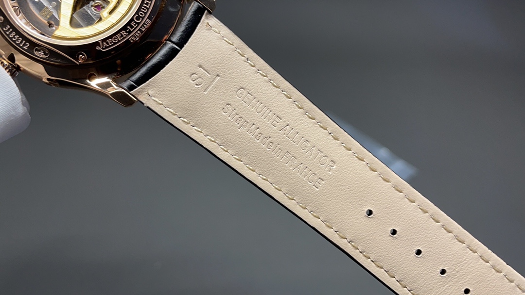 Jaeger-LeCoultre Classic Moonphase Watch – IW-0549 - Image 9