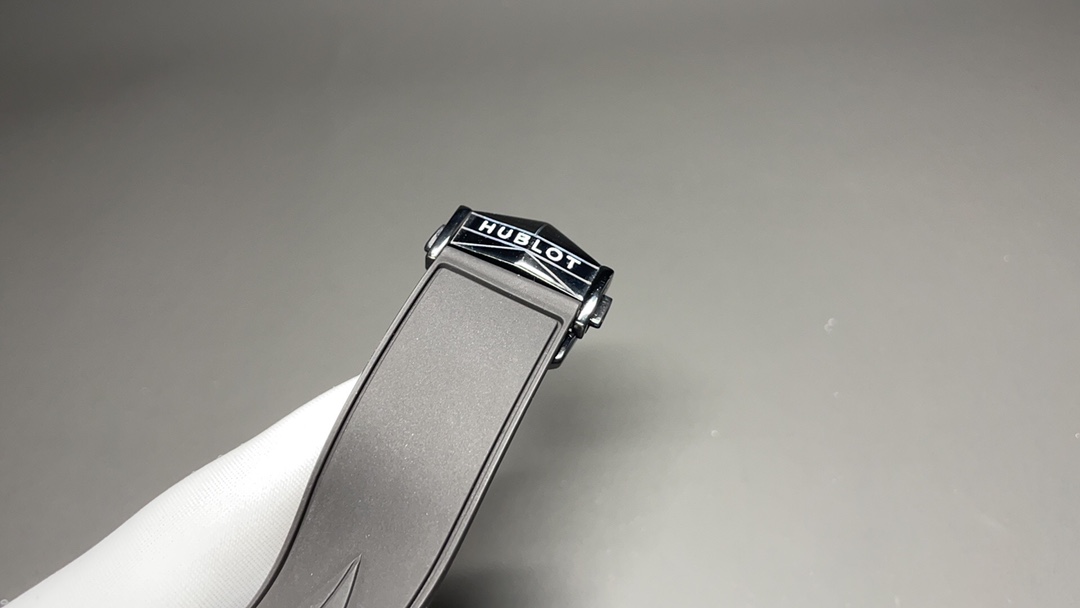 Hublot Classic Watch – IW-0390 - Image 6
