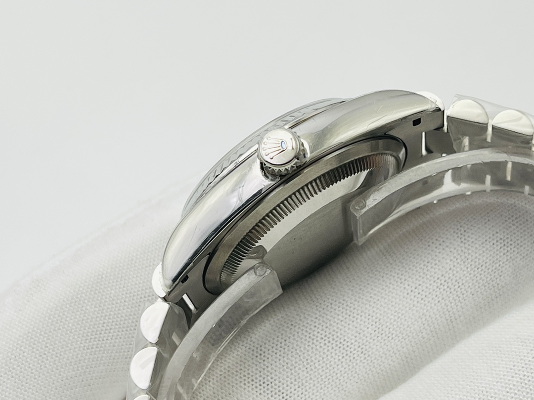 Rolex Day-Date 36 mm Watch – IW-3214 - Image 5